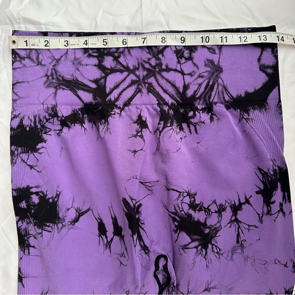 Purple Black Tie Dye Cropped Leggings XL Stretch Athleisure - Picture 4 of 9